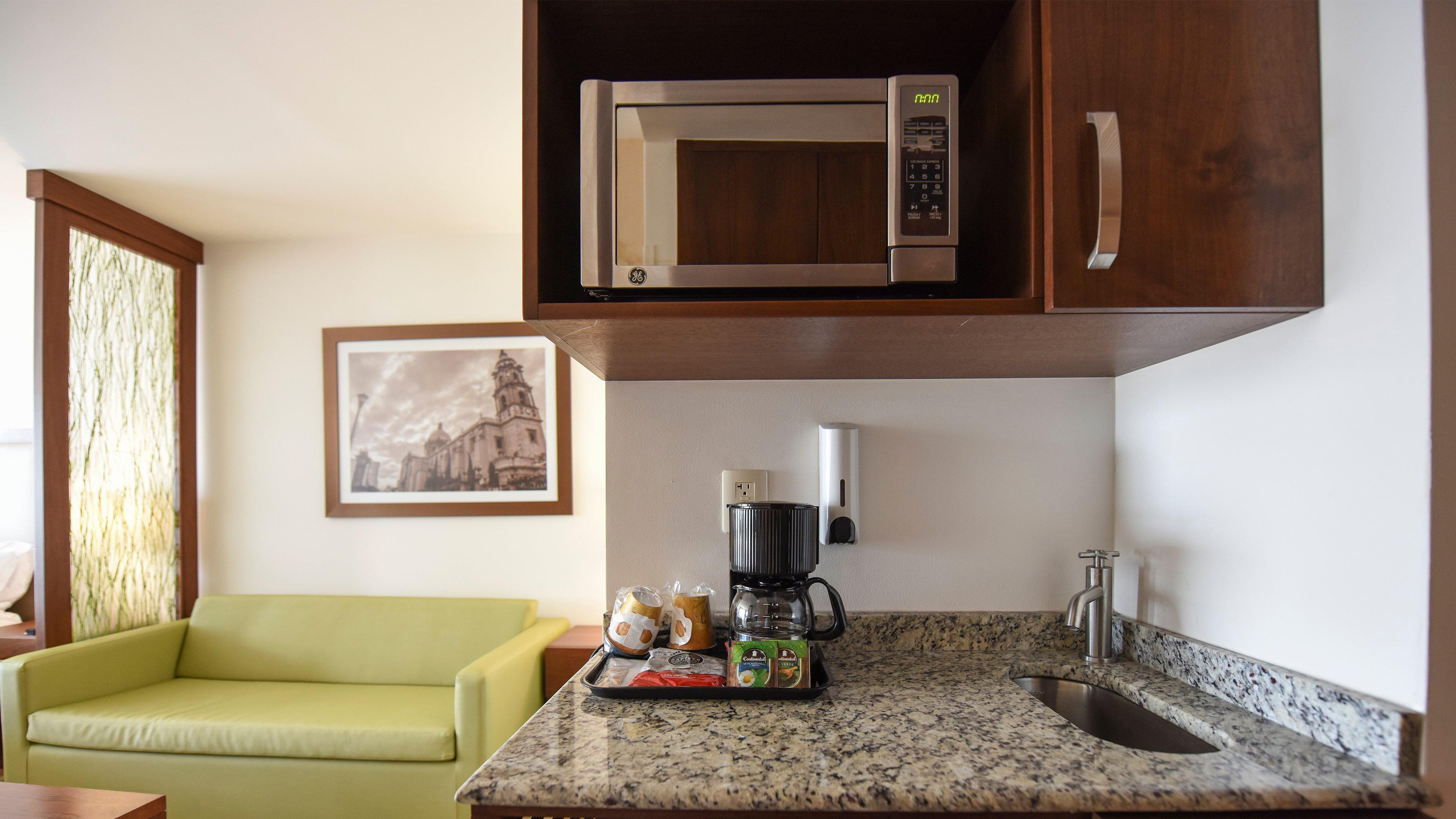 Holiday Inn Express And Suites Celaya By Ihg Екстериор снимка