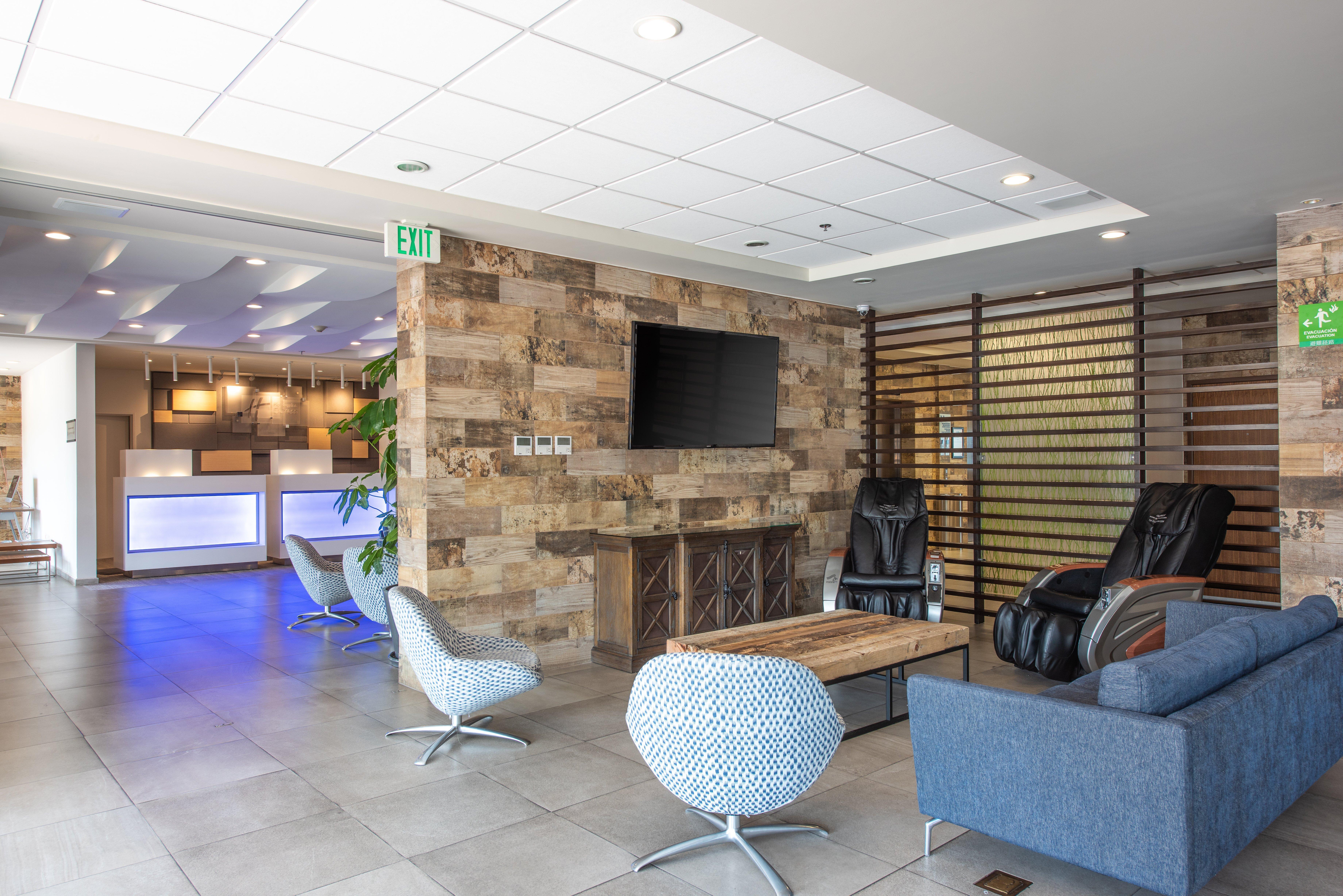 Holiday Inn Express And Suites Celaya By Ihg Екстериор снимка